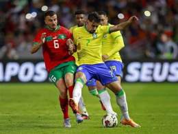 ảnh chụp màn hình bóng đá brazil gặp maroc