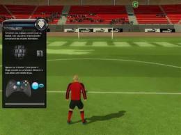 ảnh chụp màn hình game bóng đá điều khiển 1 cầu thủ