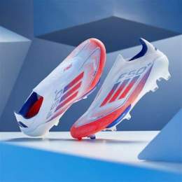 ảnh chụp màn hình giầy đá bóng adidas