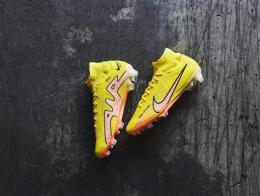 ảnh chụp màn hình giày đá bóng neymar