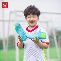 ảnh chụp màn hình giày đá bóng trẻ em 10 tuổi adidas