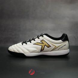 ảnh chụp màn hình kelme giày bóng đá