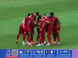 ảnh chụp màn hình persis solo gặp câu lạc bộ bóng đá malut united
