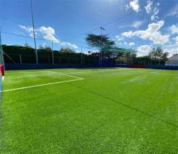 ảnh chụp màn hình sân bóng đá futsal
