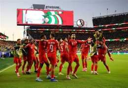 ảnh chụp màn hình tỷ số bóng đá algeria