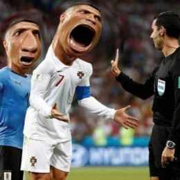 ảnh meme đá bóng