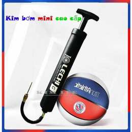 bơm bóng đá cầm tay