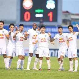 cầu lạc bộ bóng đá hoàng anh gia lai cầu thủ