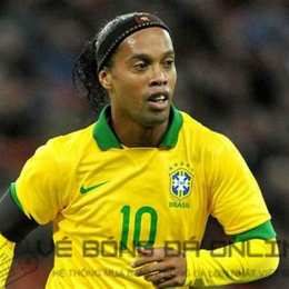 cầu thủ bóng đá ronaldinho