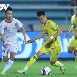 coi tường thuật bóng đá