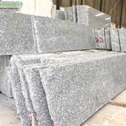 đá trắng bông lau