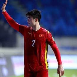 duy mạnh còn đá bóng không