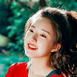 gái xinh bóng đá