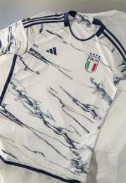 giao diện app áo bóng đá adidas chính hãng