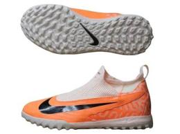 giao diện app giày đá bóng nike trẻ em