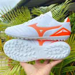 giầy mizuno đá bóng