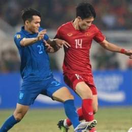 hậu vệ là gì trong bóng đá