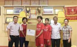 hướng dẫn sử dụng bống đá nữ việt nam