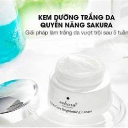 kem dưỡng trắng da mặt căng bóng