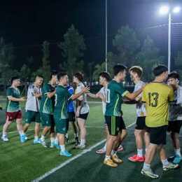 lạc trôi bóng đá