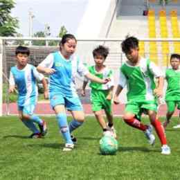 lớp học bóng đá cho trẻ em