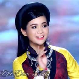 ngày đá đơm bông hợp âm