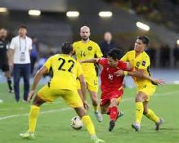 tính năng nổi bật bong da vietnam malaysia