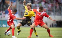 tính năng nổi bật câu lạc bộ bóng đá rot-weiß oberhausen – dortmund