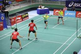 tính năng nổi bật cầu lông và bóng đá môn nào tốn sức hơn