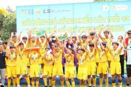 tính năng nổi bật clb bóng đá phú nhuận