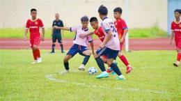 tính năng nổi bật đá bóng thiếu nhi