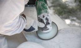 tính năng nổi bật đánh bóng mặt đá