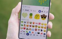 tính năng nổi bật emoji bóng đá