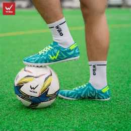 tính năng nổi bật giày bóng đá rẻ