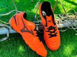tính năng nổi bật giay da bong mizuno