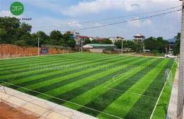 tính năng nổi bật sân bóng đá hiệp phát
