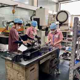 việc làm bóng đá
