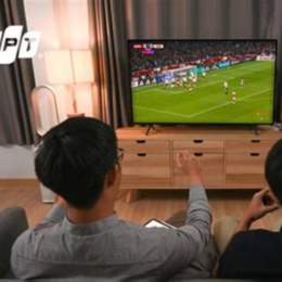 xem bóng đá trên fpt play trên tivi